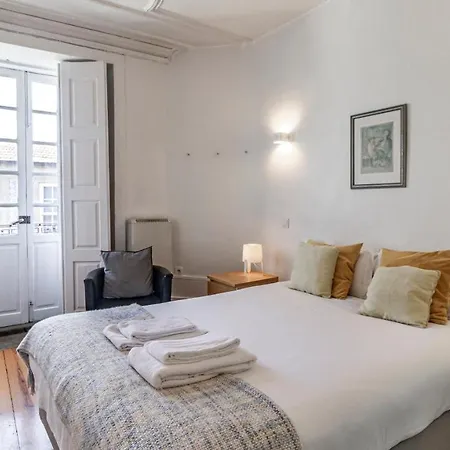 Apartment 61 - Bright 2br W/ Balcony By Lovelystay Porto