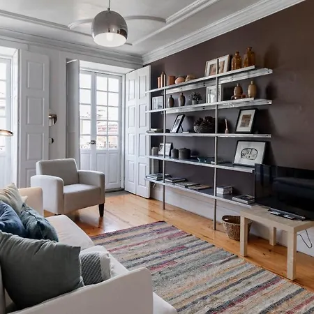 Apartment 61 - Bright 2br W/ Balcony By Lovelystay Porto