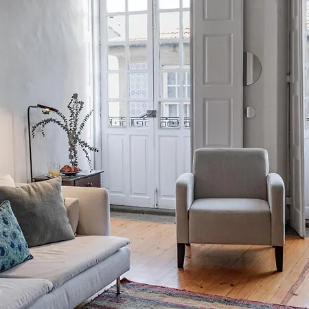 61 - Bright 2br W/ Balcony By Lovelystay Apartment Porto